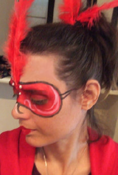 Red eye mask 